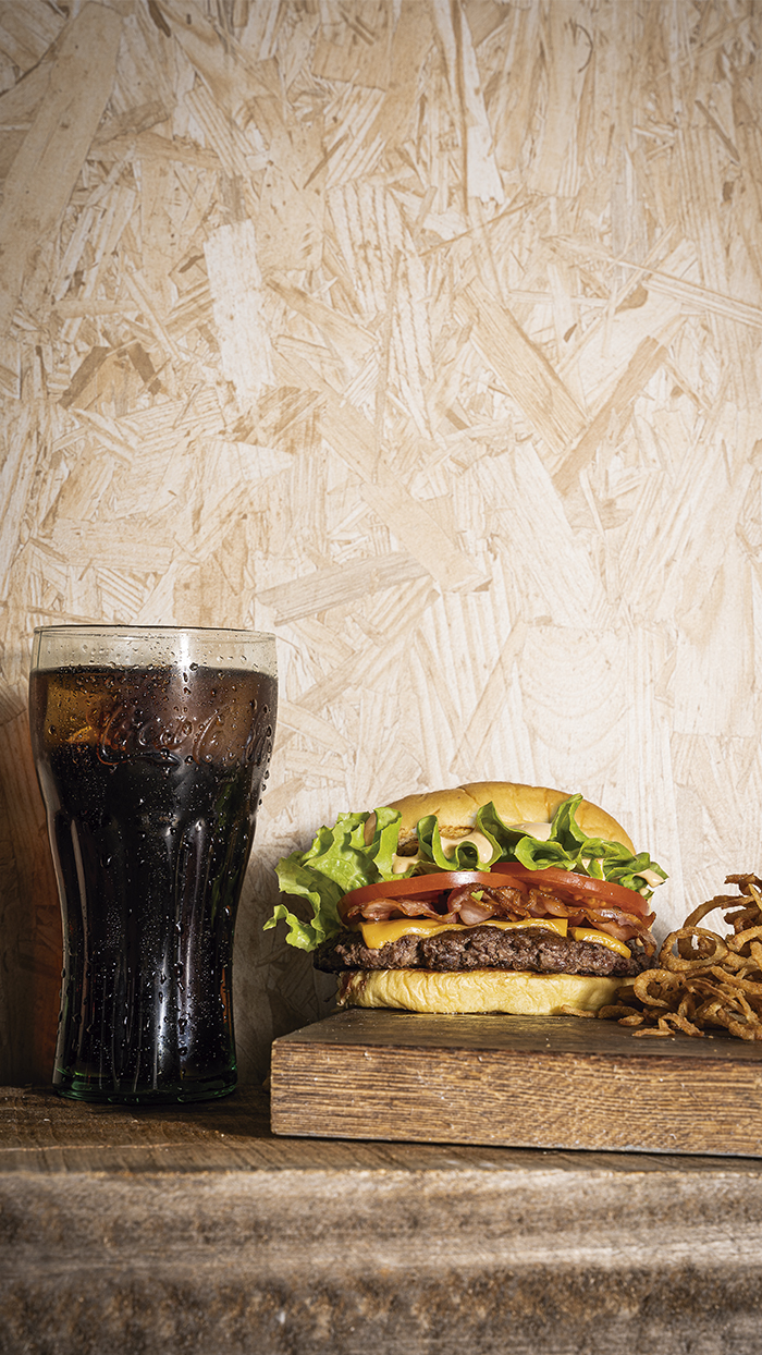 the good menu TGB hamburguesa y cocacola